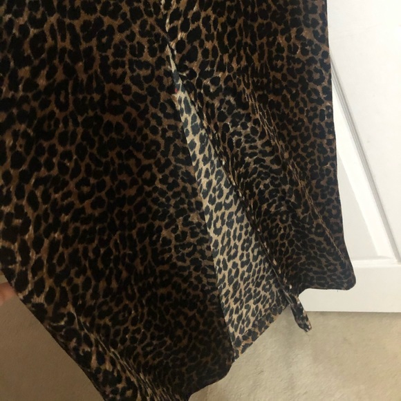 LEOPARD DRESS - Picture 3 of 3